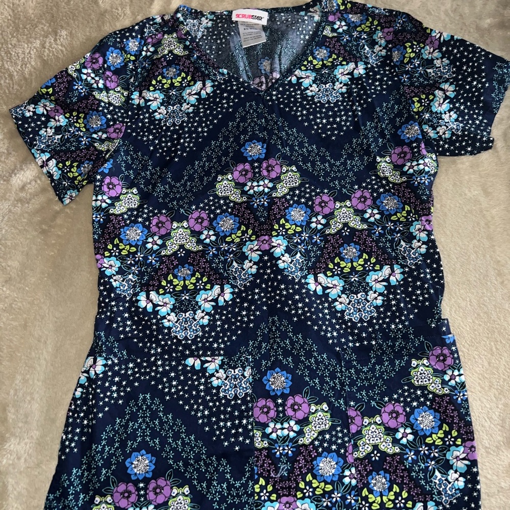 ScrubStar Floral Scrub Top